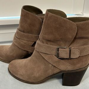 BCBGeneration booties